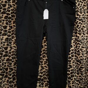 Universal Standard Black Skinny Jeans - Short